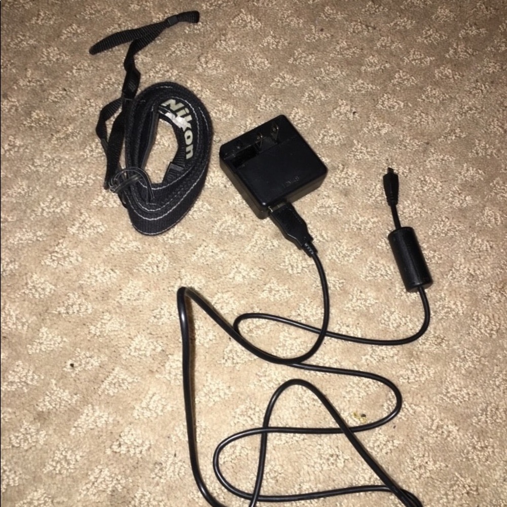 Nikon camera - Picture 3 of 3